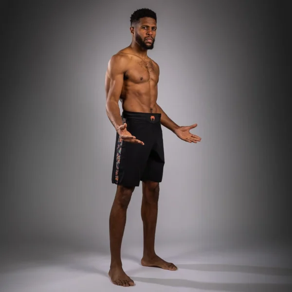 VENUM "Venum Jungle Ops FightShorts - Black/Khaki Camo"Šorti