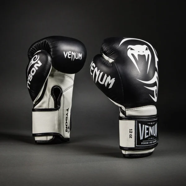 Venum "Giant 2.0 Mike Tyson"
