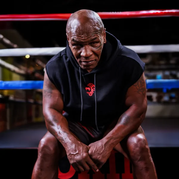 Venum x Mike Tyson Bezroku Džemperis ar Kapuci