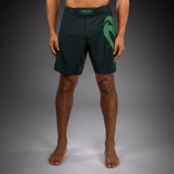 Venum Light 5.0 Fightshorts Forest Green/Light Green