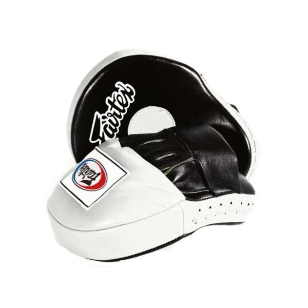 Fairtex The Ultimate Contoured ĶEPAS Balts